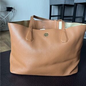 Tory Burch Tan Leather Tote with Structured Design